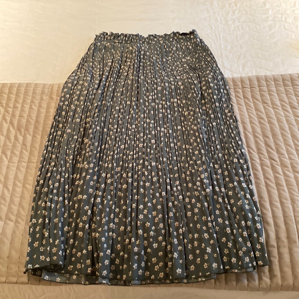 Green Floral Skirt
